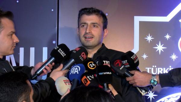 Hazal Mihrace GÖKSUN – Özenç KILIÇ/İSTANBUL, (DHA)-TÜRKİYE’de gözler, Türk astronot