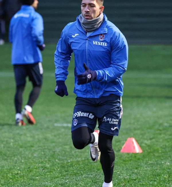 NURGÜL GÜNAYDIN,(DHA)- Trabzonspor, Süper Lig’de 16’ncı hafta erteleme karşılaşmasında iç