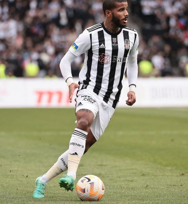 Ali DANAŞ/İSTANBUL, (DHA) – Beşiktaş’ta yaklaşık 1,5 aydır kadro dışı olan