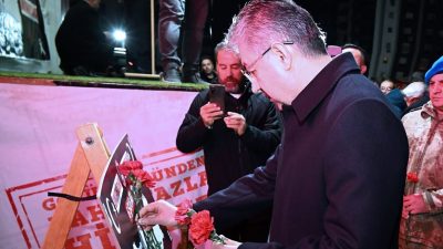 Osmaniye’de 6 Şubat 2023’teki depremlerde yaşamlarını yitirenlerin anısına “Sessiz Yürüyüş”