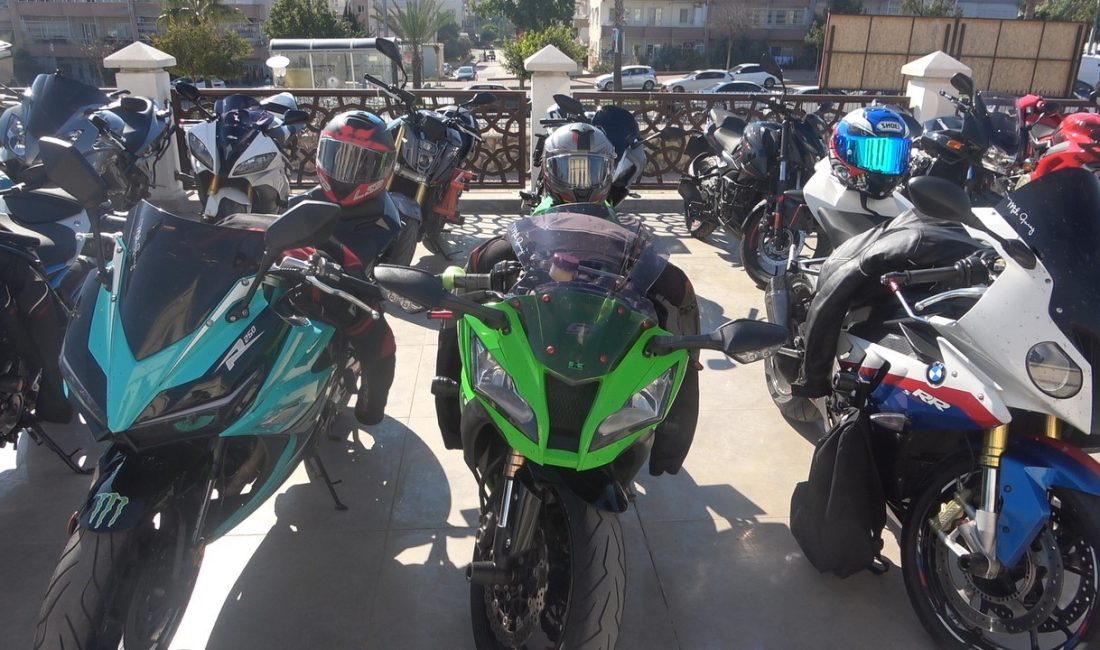MERSİN'DE 600'Ü AŞKIN MOTOR TUTKUNU, İLERİ DÜZEY GÜVENLİ SÜRÜŞ EĞİTİMİNDE