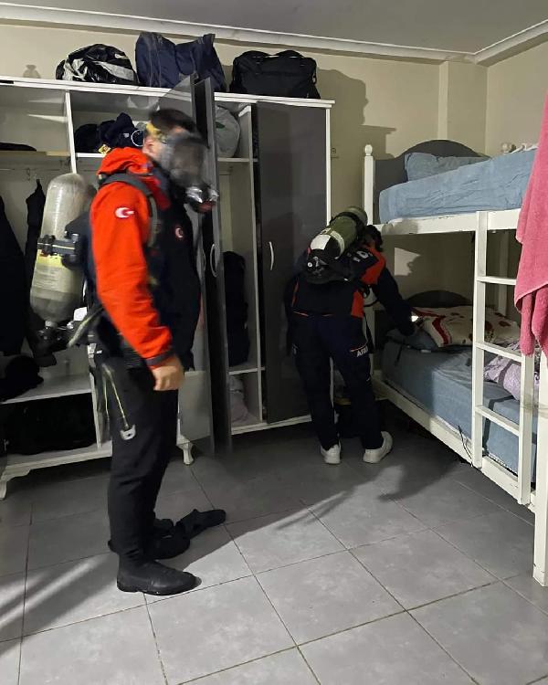 7 isci kaldiklari otelde karbonmonoksit gazindan zehirlendi 3c5a5bf