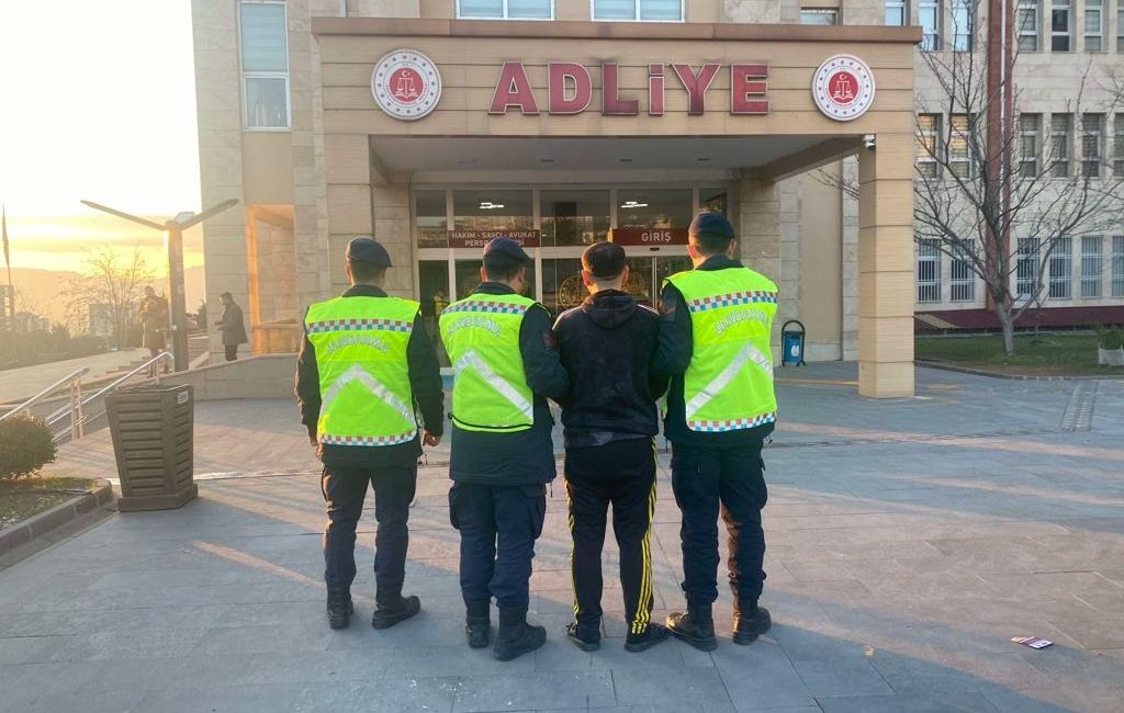 Kahramanmaraş’ta jandarma ekipleri tarafından aranan şahıslara yönelik çalışmalarda 7 kişi