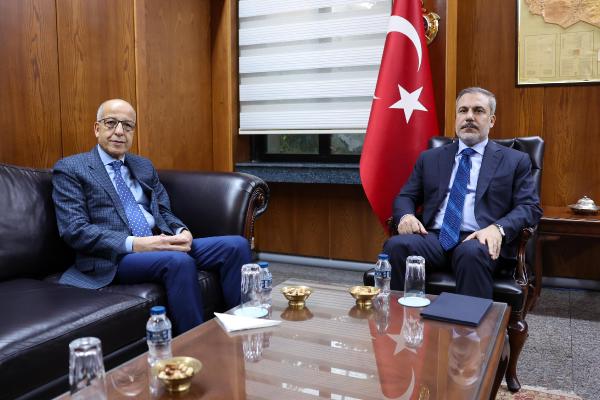 LİBYA MERKEZ BANKASI BAŞKANI EL-KEBİR İLE GÖRÜŞTÜ Dışişleri Bakanı Hakan