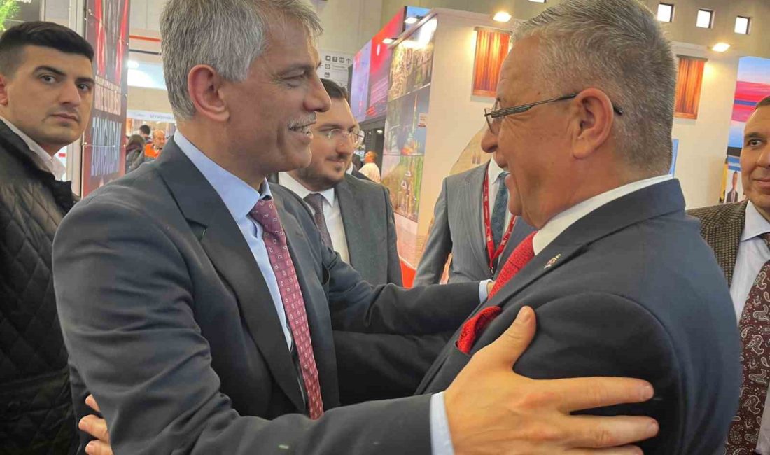 KEMER BELEDİYE BAŞKANI NECATİ TOPALOĞLU, BU YIL ZİYARETÇİLERİNE 27’NCİ KEZ