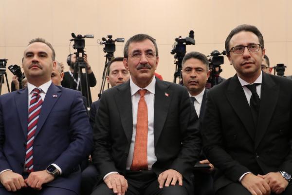 Umutcan ÖREN-Canberk ÖZTÜRK/ANKARA, (DHA)- CUMHURBAŞKANI Yardımcısı Cevdet Yılmaz, “Türkiye, dijital