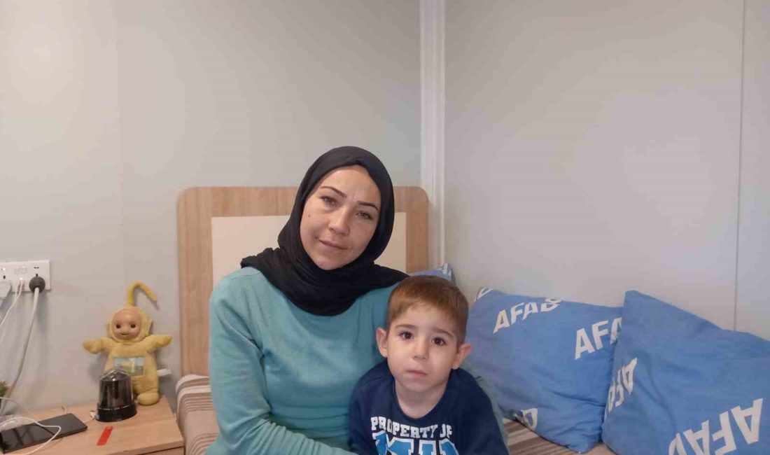 HATAY'DA ASRIN FELAKETİNDE AİLESİ İLE BİRLİKTE ENKAZ ALTINDA KALAN VE