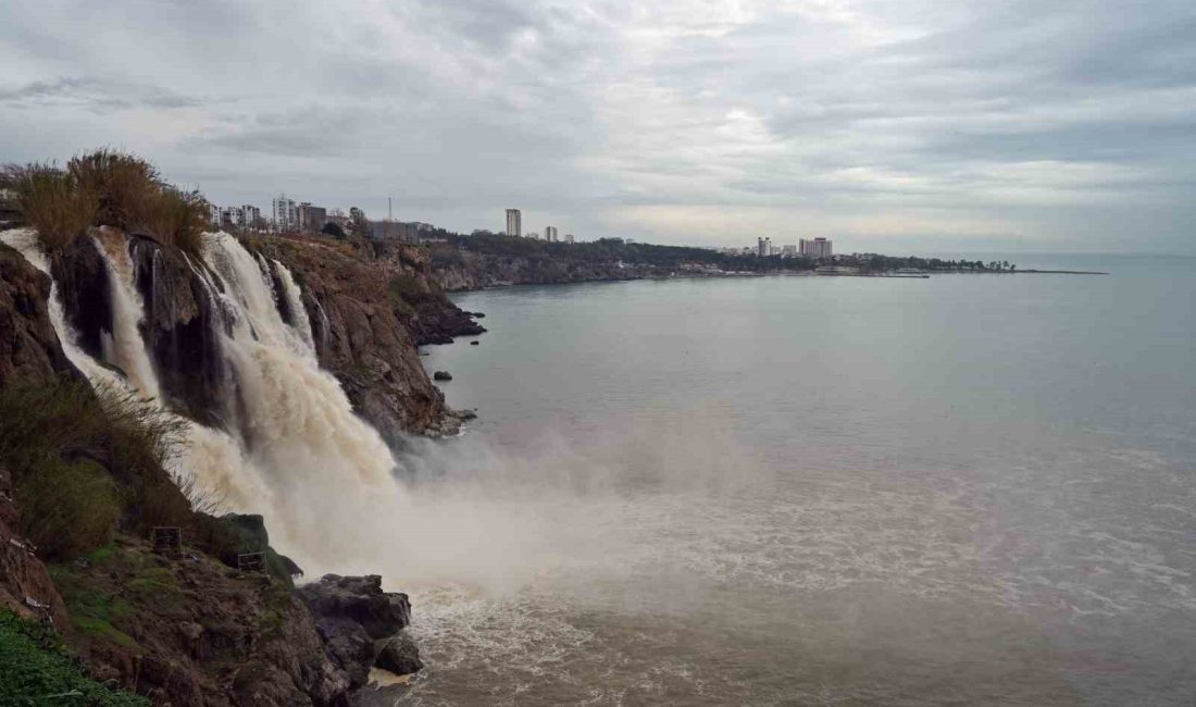 ANTALYA’DA 24 SAAT BOYUNCA ETKİSİNİ SÜRDÜREN YOĞUN SAĞANAK SONRASI, DÜNYACA
