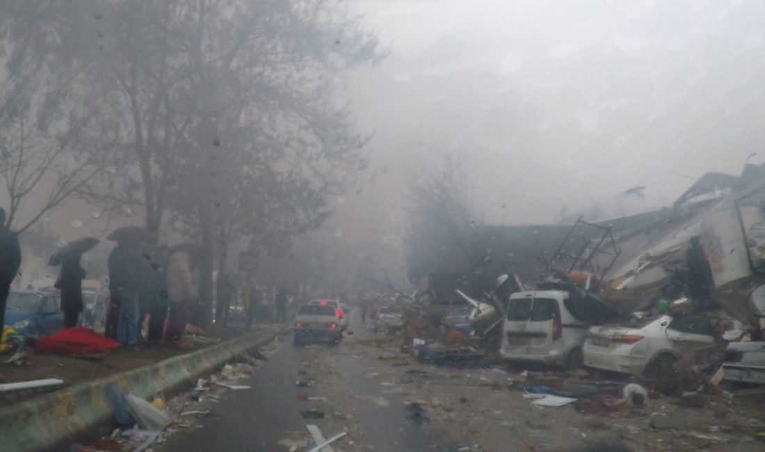 KAHRAMANMARAŞ MERKEZLİ MEYDANA GELEN 6 ŞUBAT TARİHİNDEKİ DEPREMİN İLK GÜNÜ,