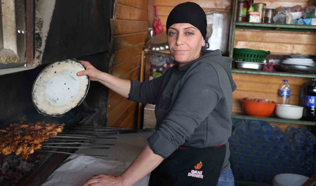 HATAY’DA YAŞAYAN ÖZLEM HABEŞOĞLU, MEME KANSERİNE KARŞI VERDİĞİ MÜCADELENİN YANI