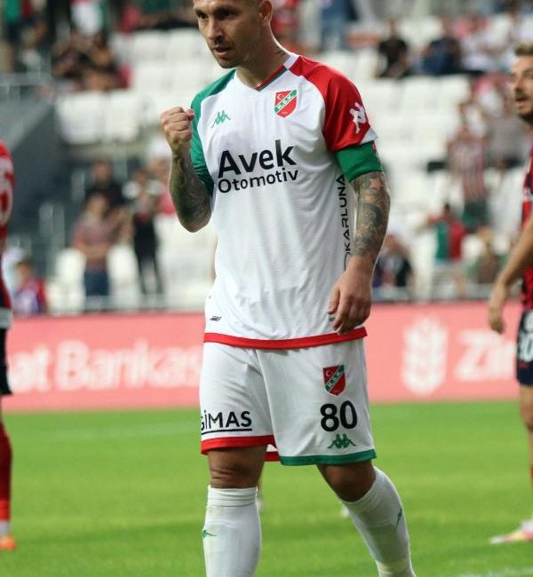 Ergin KARATAŞ / İZMİR, (DHA) TFF 3’üncü Lig 2’nci Grup’ta