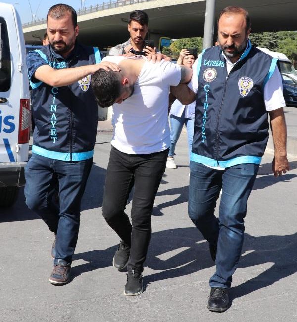 Samed Aydın SUN/KAYSERİ, (DHA)- KAYSERİ’de düğün sonrası iki grup arasında çıkan