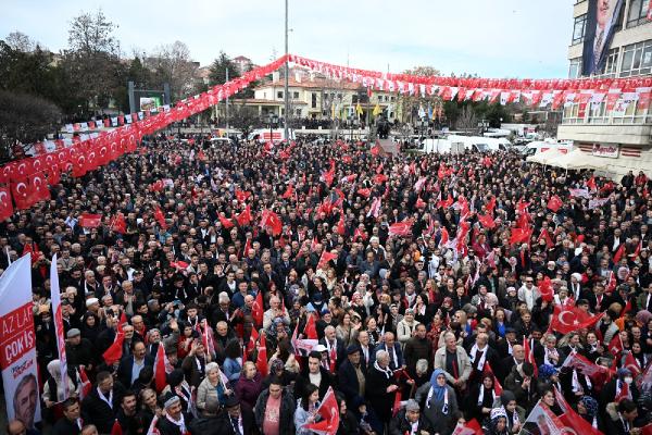 SEÇİM KOORDİNASYON MERKEZİ AÇILIŞINA KATILDI Ankara Büyükşehir Belediye Başkanı Mansur