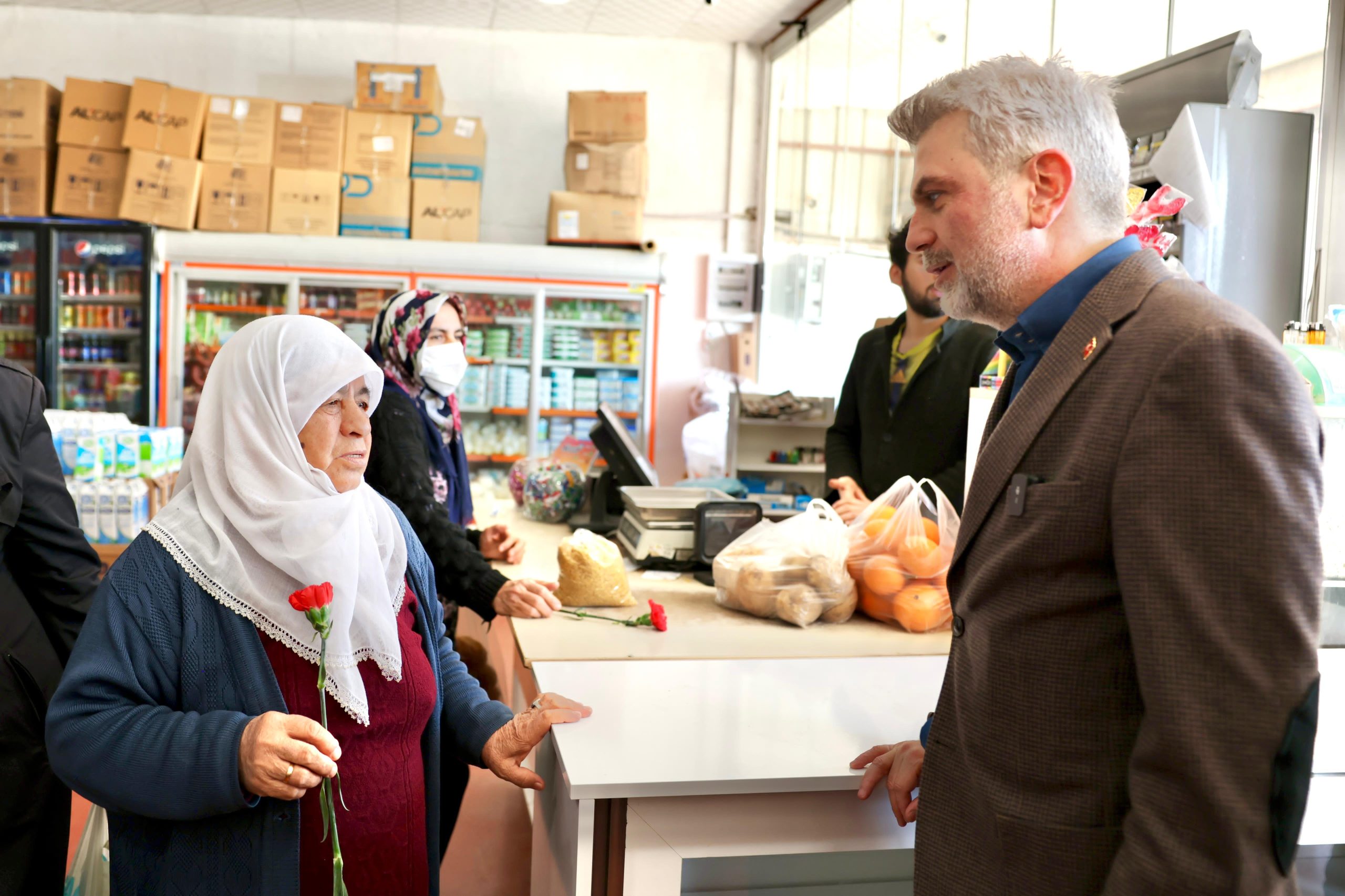 Görgel, Karaziyaret Mahallesi’nde Vatandaşlarla Buluştu