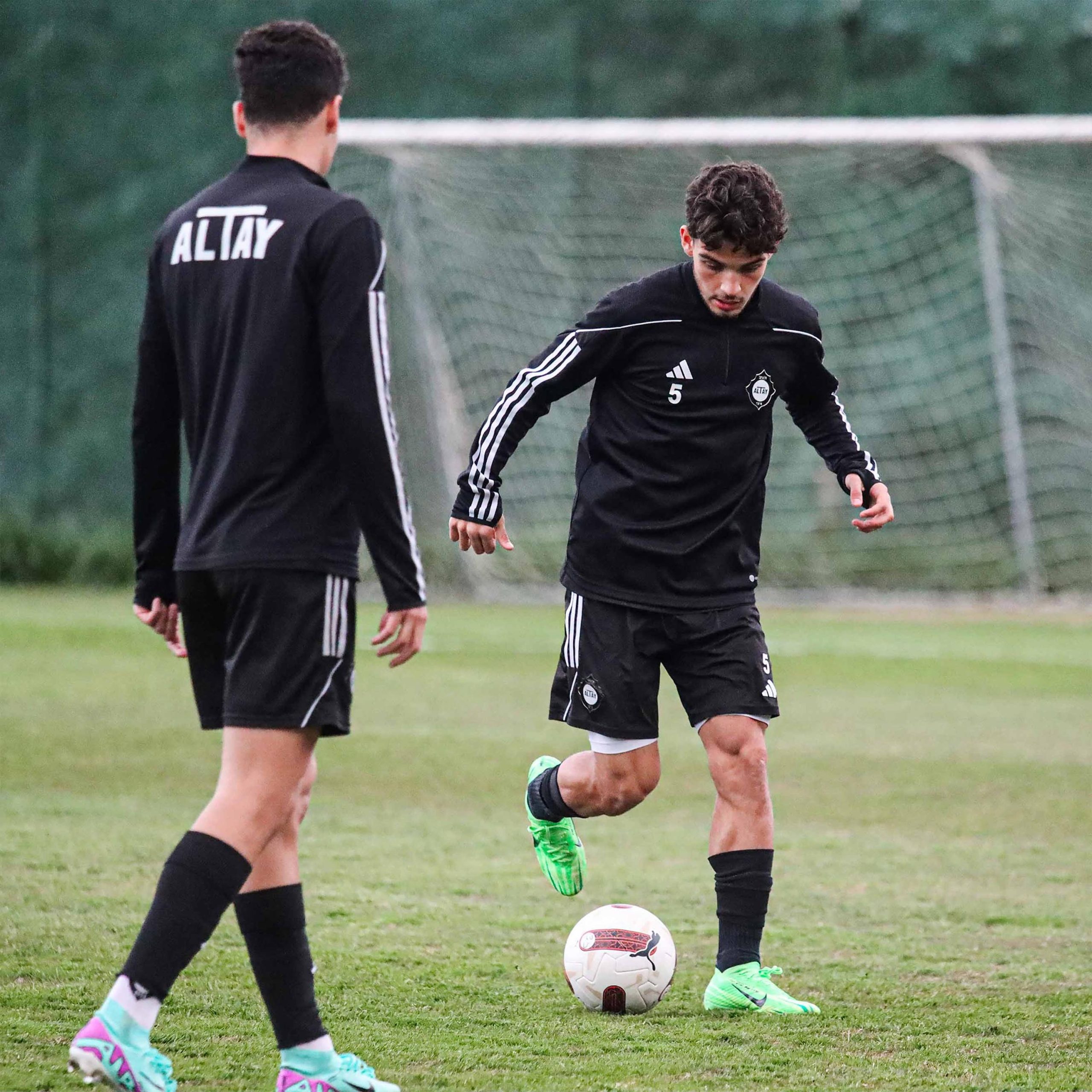 altayda son gozde emre 65fbe9f56e14a scaled