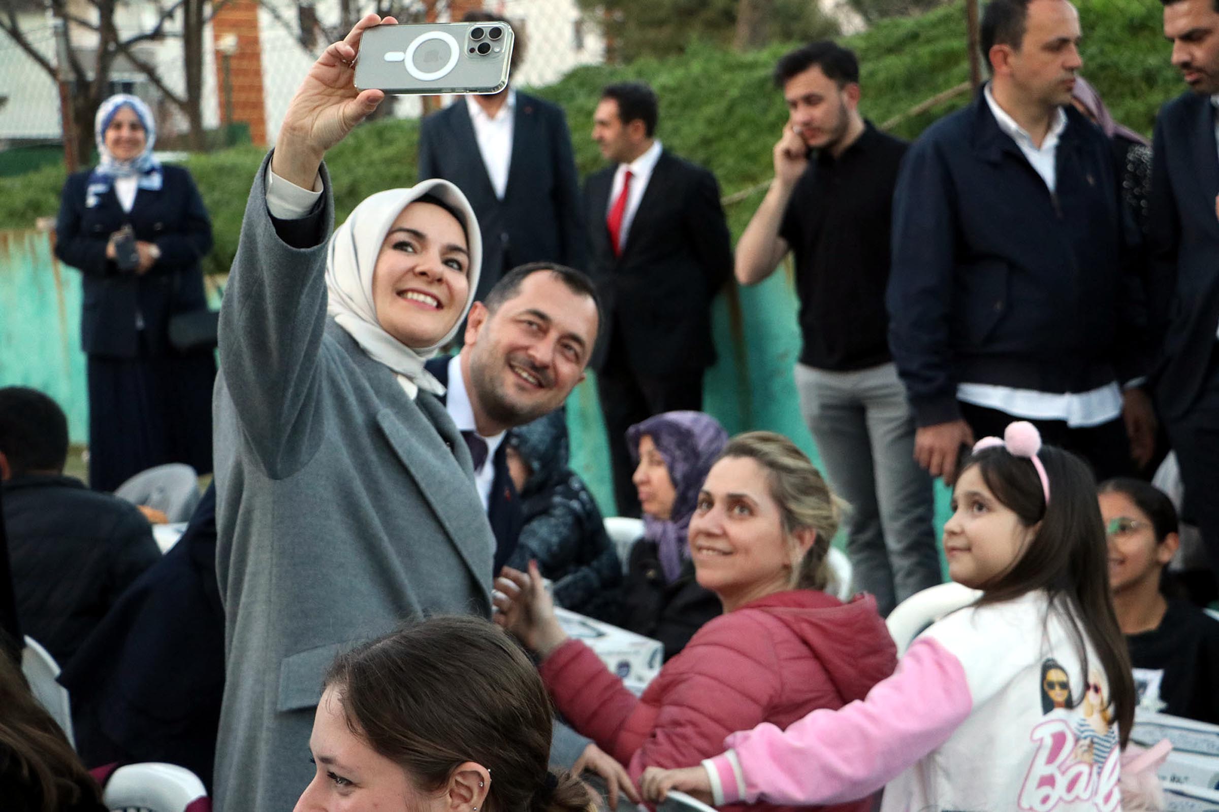 bakan goktas tekirdaga guzel hizmetler gelsin istiyoruz 2 660710a91d95f