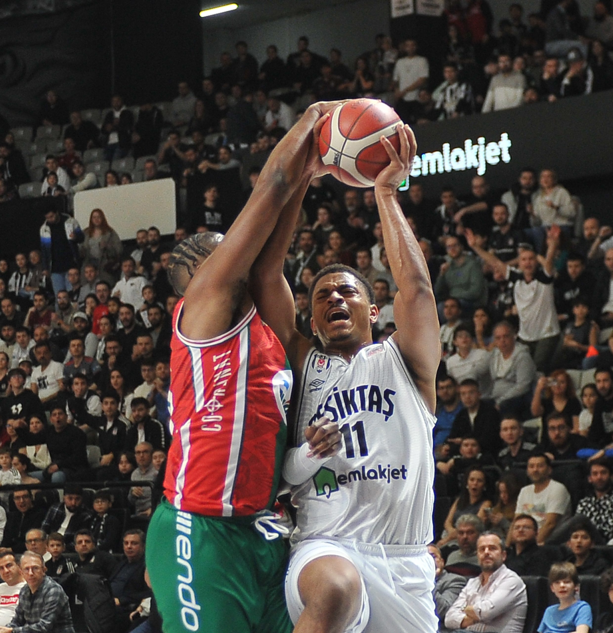 Beşiktaş Emlakjet - Pınar Karşıyaka: 115-66