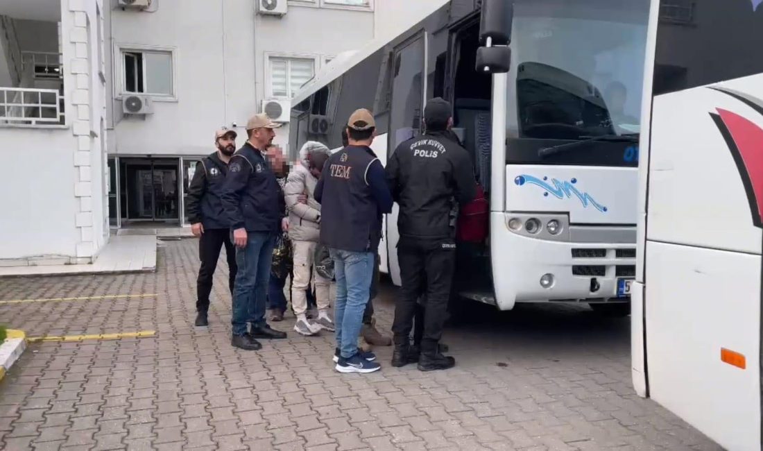 İsa ÇİÇEK/ADAPAZARI(Sakarya), – SAKARYA’da ‘Bozdoğan-11’ operasyonunda yakalanan 33 DEAŞ şüphelisi