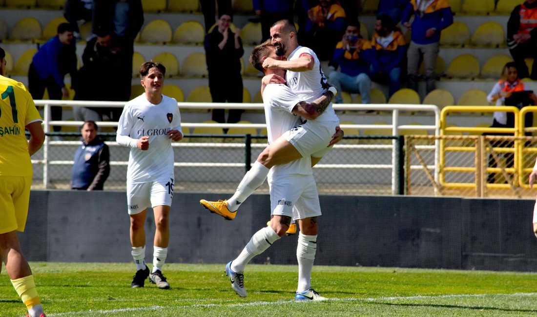 İLGİNİZİ ÇEKEBİLİR: Somaspor – Talasgücü Belediyespor (FOTOĞRAFLAR) Altay’da kaleci Ozan