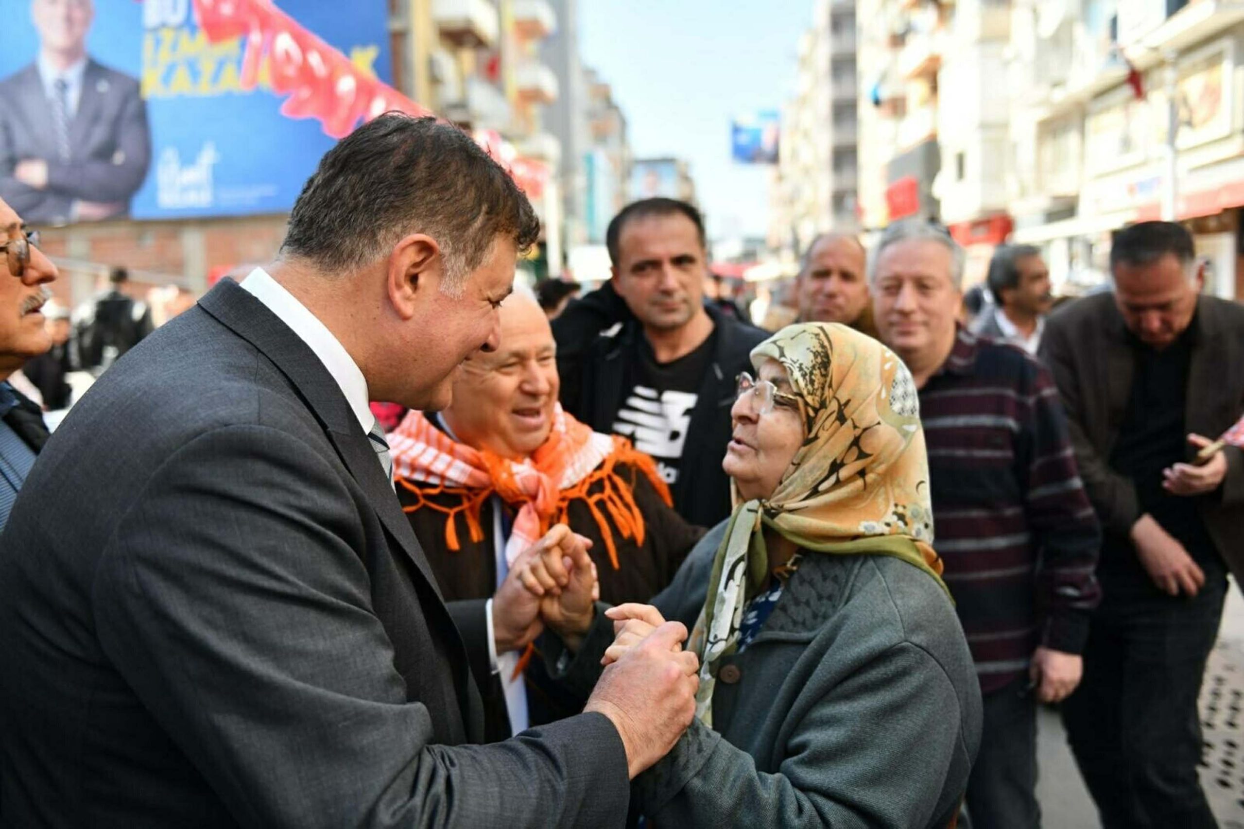 Cemil Tugay: İzmir'de farklı bir belediyecilik modelini ortaya koyacağız