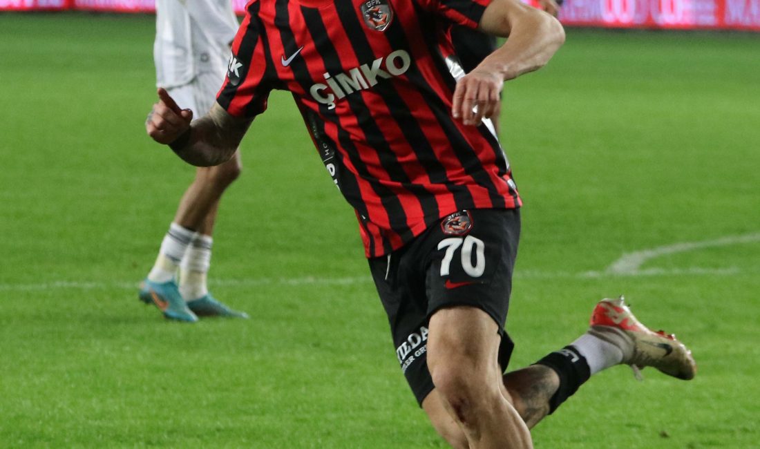 İLGİNİZİ ÇEKEBİLİR: Cengiz Ünder’den hat-trick Markus Gisdol: Belki bir tane