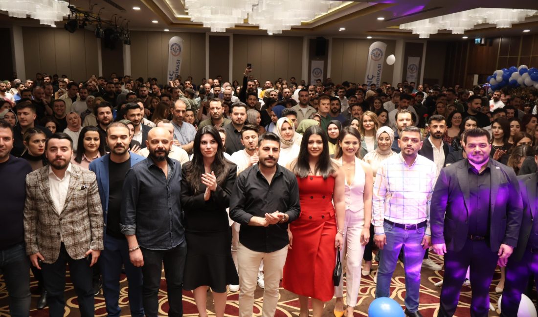 ANTALYA, – Genç Sağlık Sendikası, üyelerine özel Antalya turu düzenledi.