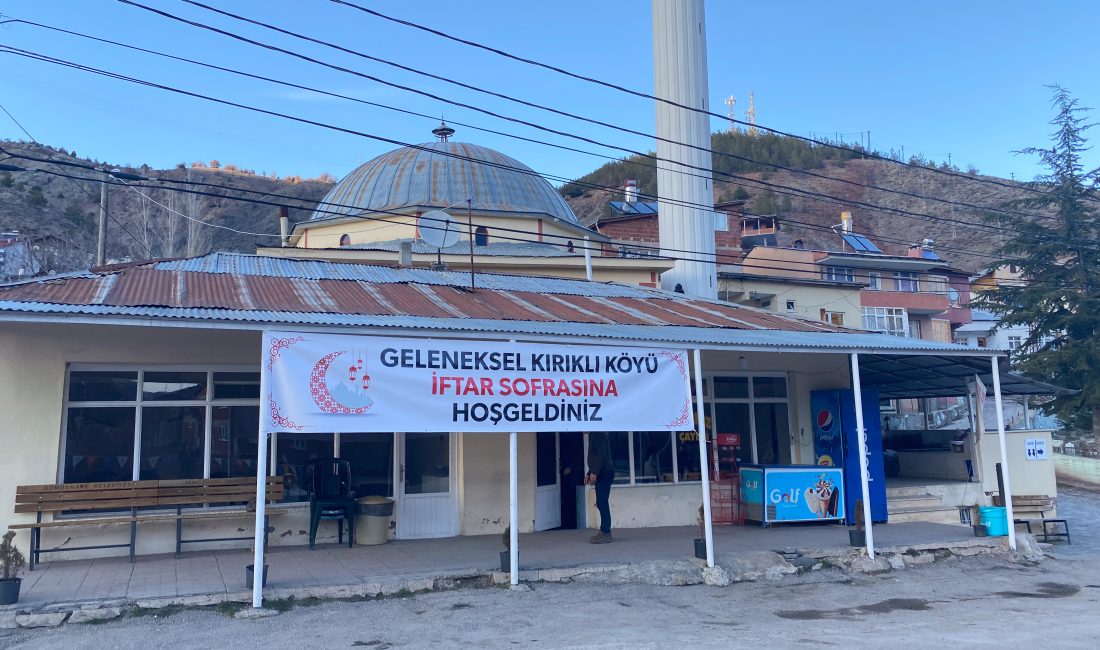 Selda FIRAT/ GÜMÜŞHANE, – GÜMÜŞHANE- Erzincan karayolu üzerindeki Kırıklı köyünde