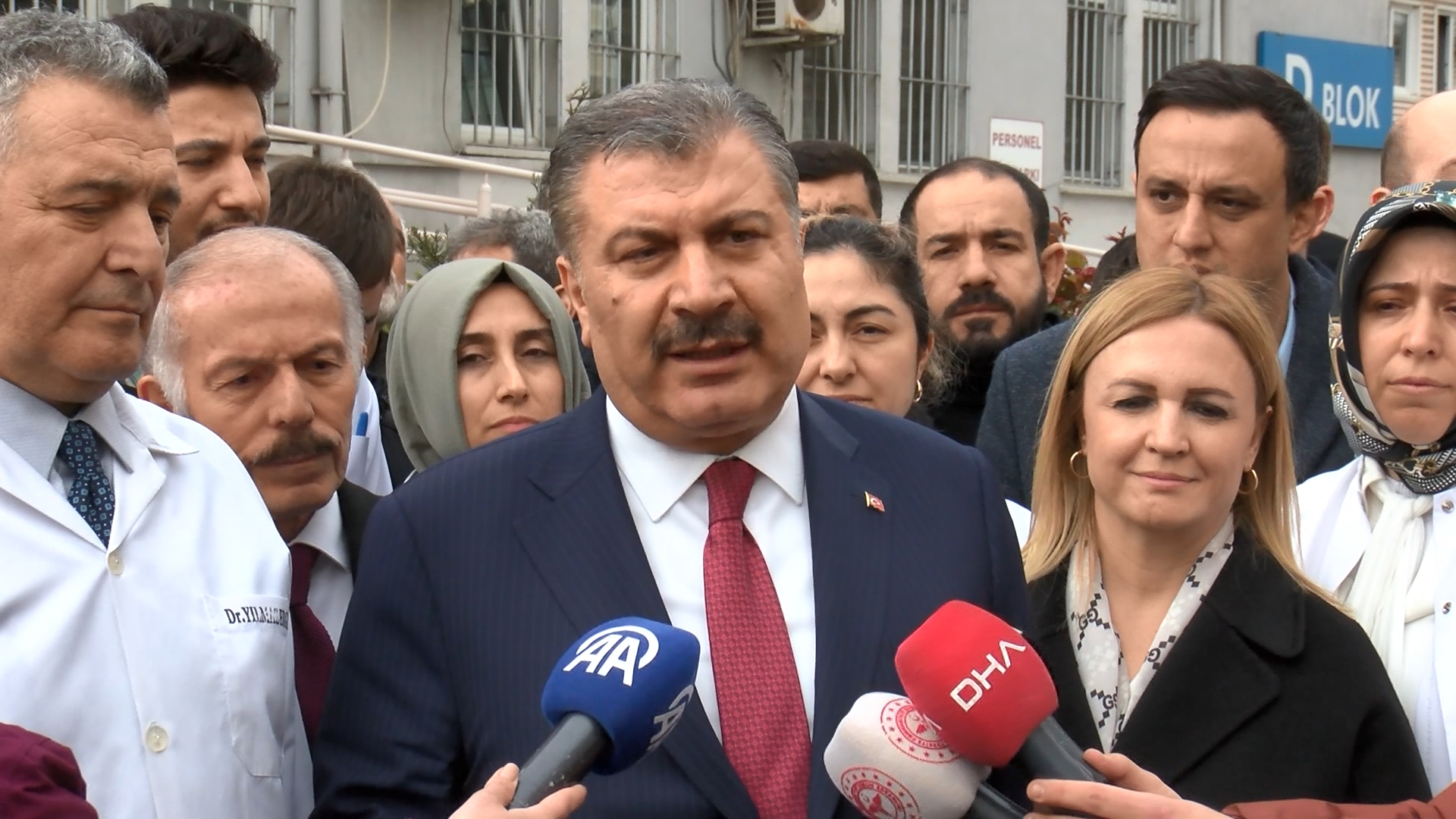 İstanbul - Bakan Koca: Sorunu çözene kadar devam edeceğiz İstanbul - Bakan Koca: Sorunu çözene kadar devam edeceğiz