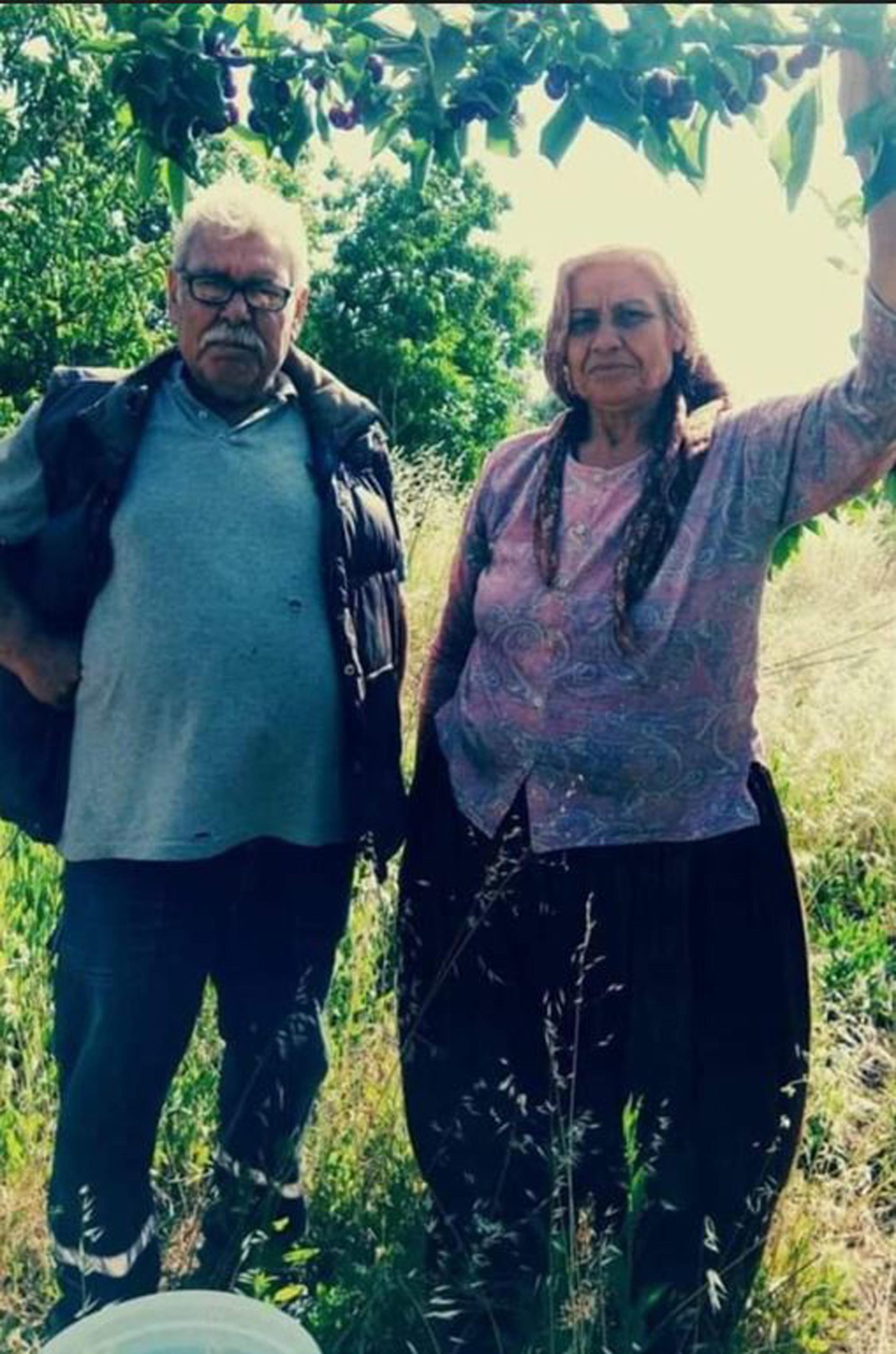 İzmir'de 2 otomobil çarpıştı; evli çift öldü, 3 yaralı / Ek fotoğraf