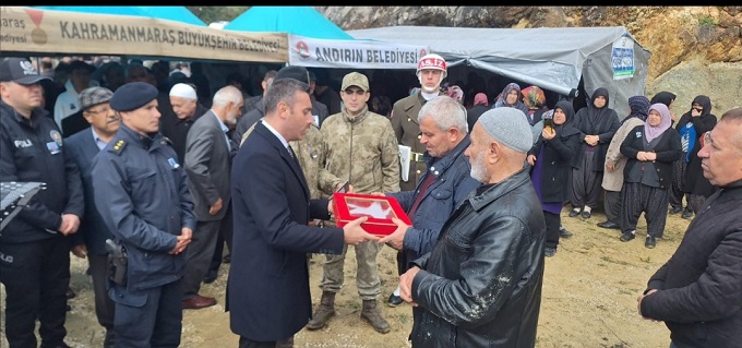 Andırın’da hayatını kaybeden Kore Gazisi son yolculuğuna uğurlandı