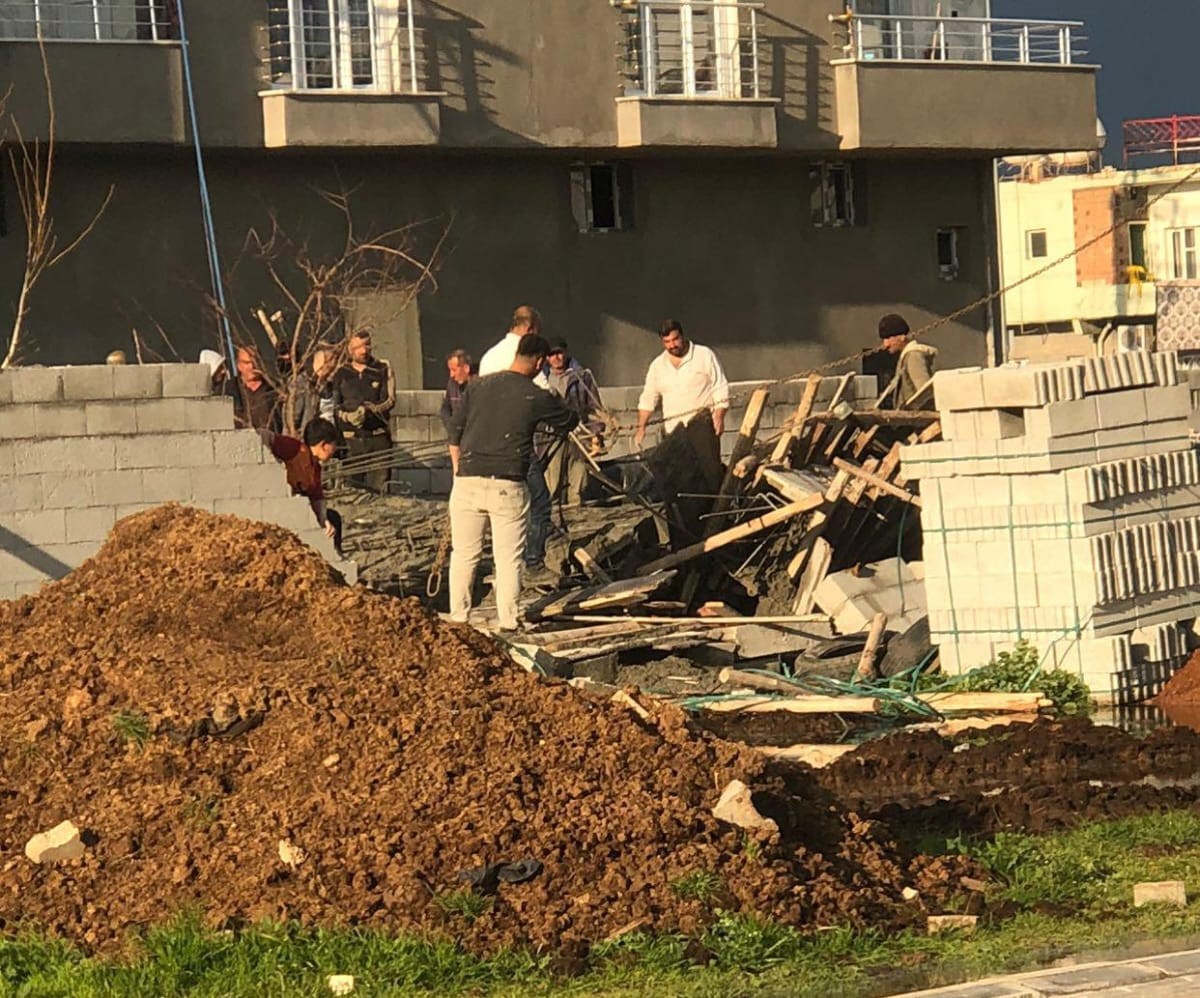 Mardin'de inşaatta çökme; 2 yaralı