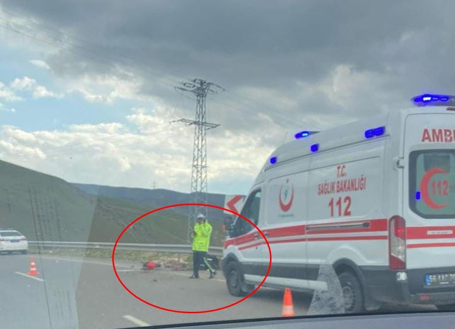 Akif ÖZALP/SİİRT, – SİİRT’te bariyerlere çarpan motosikletin sürücüsü Pilot Üsteğmen