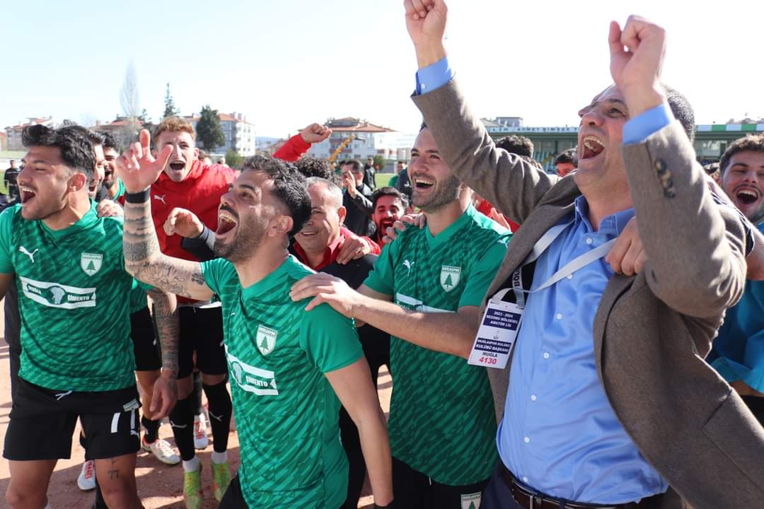 Muğlaspor şampiyonluk yolunda