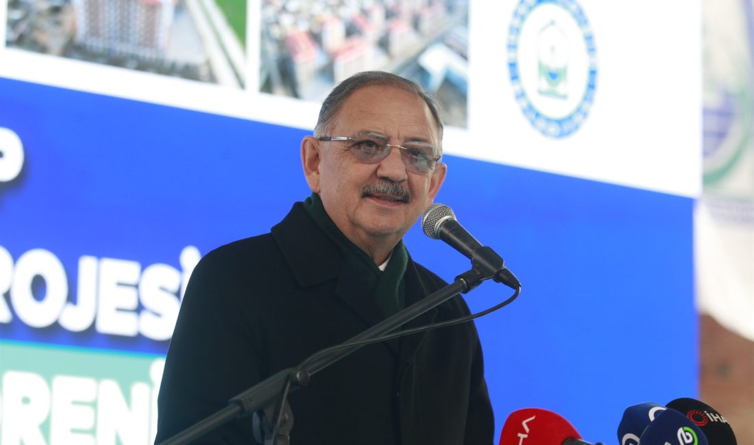 ‘KENTSEL DÖNÜŞÜM KOLAY DEĞİL, HER BABAYİĞİT BU İŞE GİRMİYOR’ Bursa’da