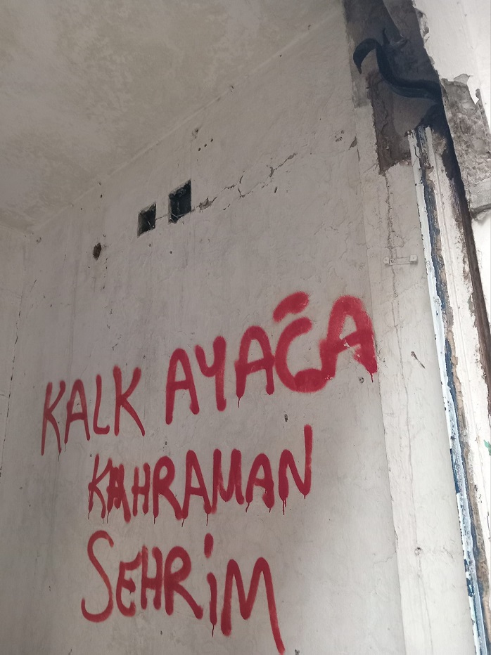 Kahramanmaraş’ın Acısı Duvar Yazılarında Saklı!