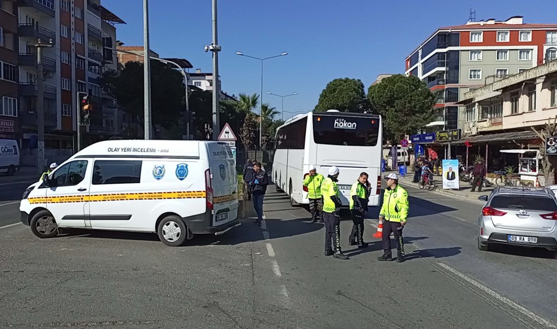 Bahattin ALBAYRAK/NAZİLLİ (Aydın), -AYDIN’ın Nazilli ilçesinde tur otobüsünün çarptığı motosikletin