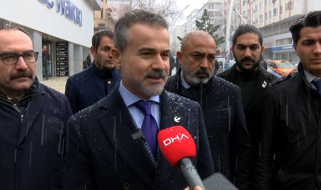Yeniden Refah Partisi’nin ABB Başkan Adayı Suat Kılıç: Emeklilikte adaletin behemehâl sağlanması lazım Gizem KARADAĞ-Emirhan YÜZÜGÜLDÜ/ANKARA, – YENİDEN Refah Partisi’nin Ankara Büyükşehir Belediye