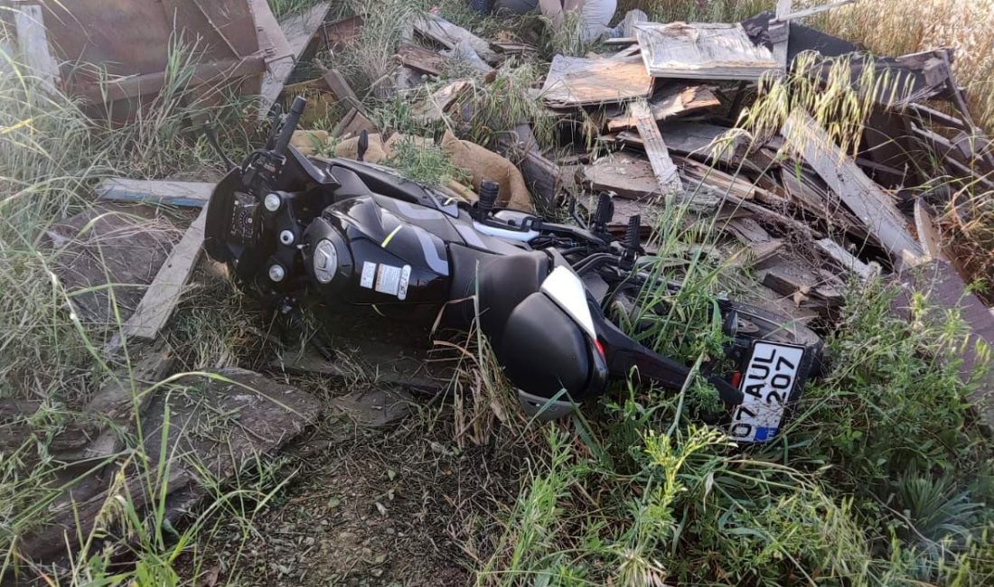 Namık Kemal KILINÇ/SERİK (Antalya), – ANTALYA’nın Serik ilçesinde motosikletin yol