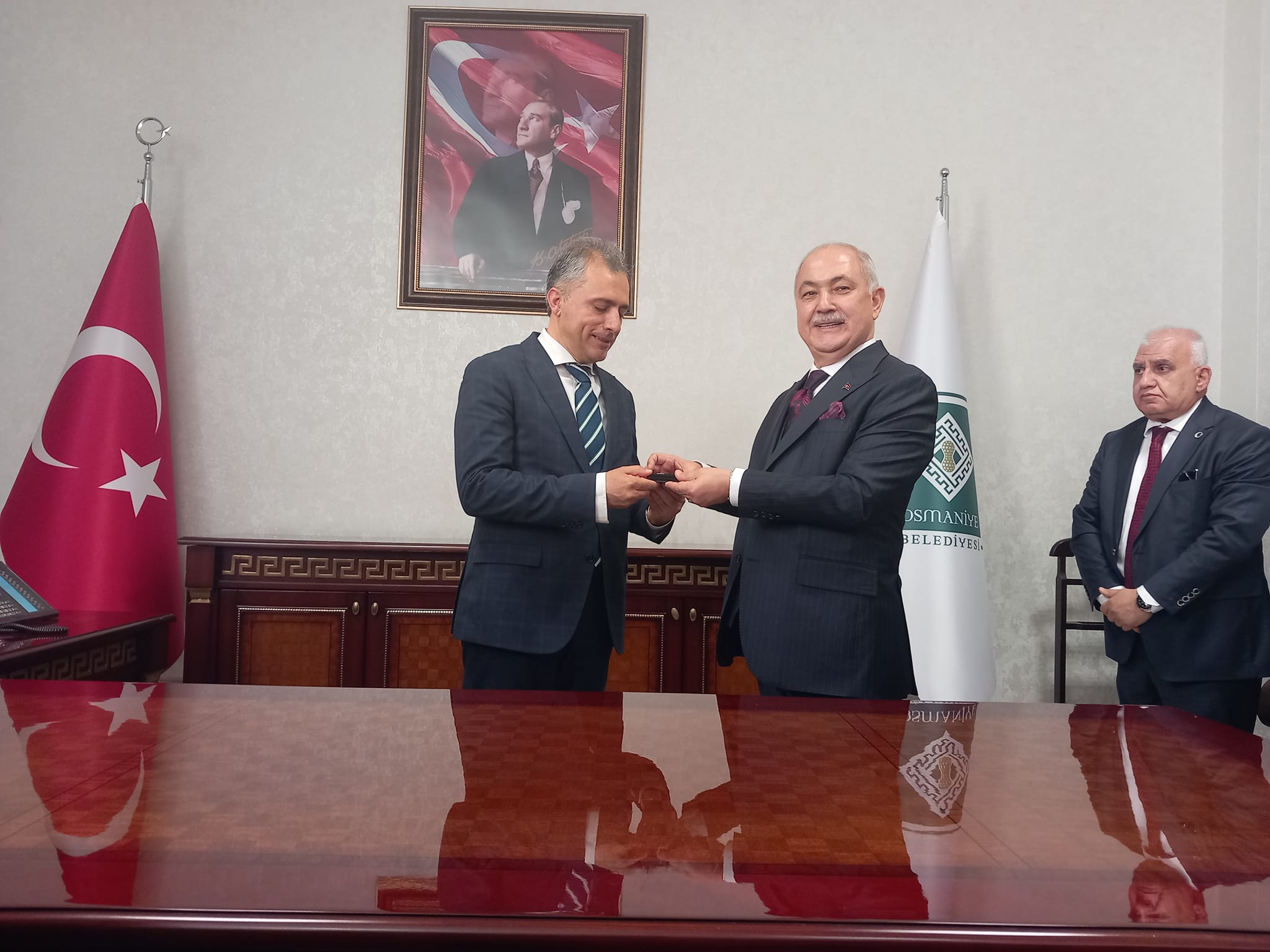 KADİR KARA MÜHÜR’Ü ÇENET'E VERDİ