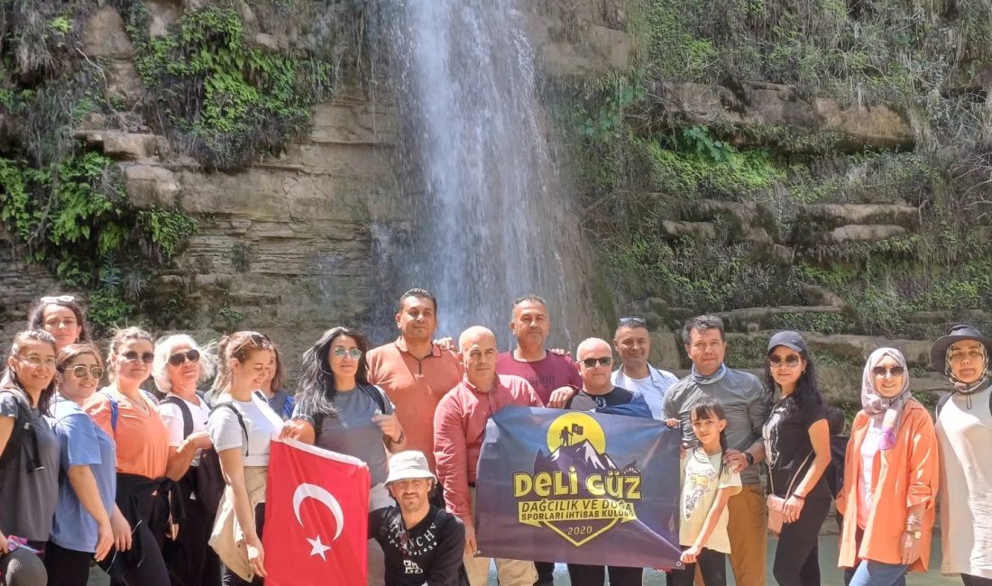 Yaptıkları etkinliklerle ilçede bir farkındalık oluşturan Deli Güz Dağcılık ve