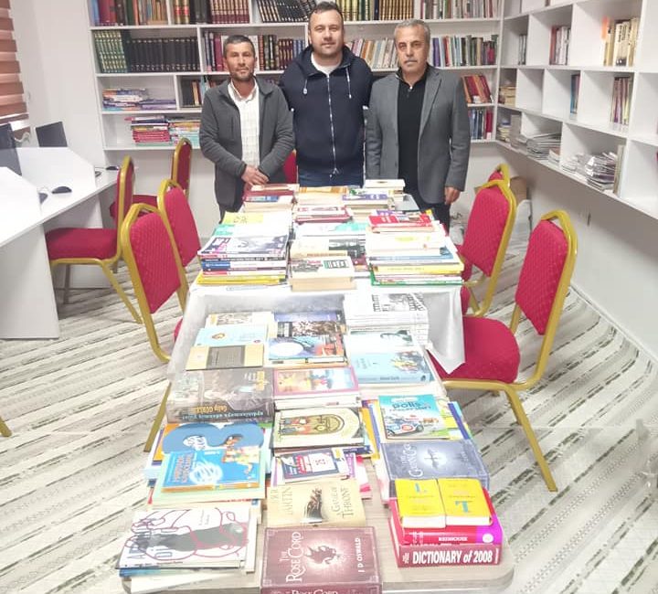 Ankara Göksun Eğitim ve Dayanışma Derneği’nden Fındıklıkoyak Köyü’ne Kitap Hediyesi