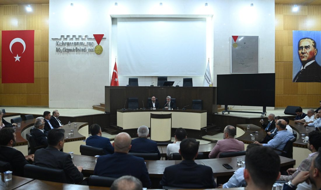 AK Parti İl Başkanı Cüneyt Doğan ve yönetimini misafir eden