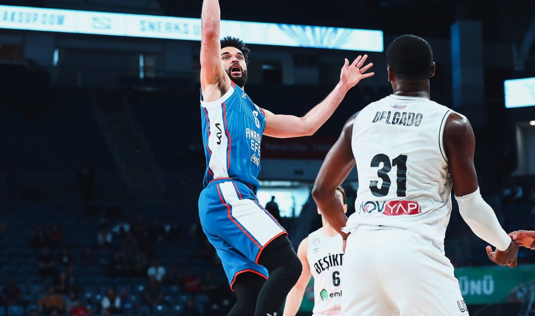 Sezer AFŞAR / İSTANBUL, – SALON: Sinan Erdem HAKEMLER: Ali