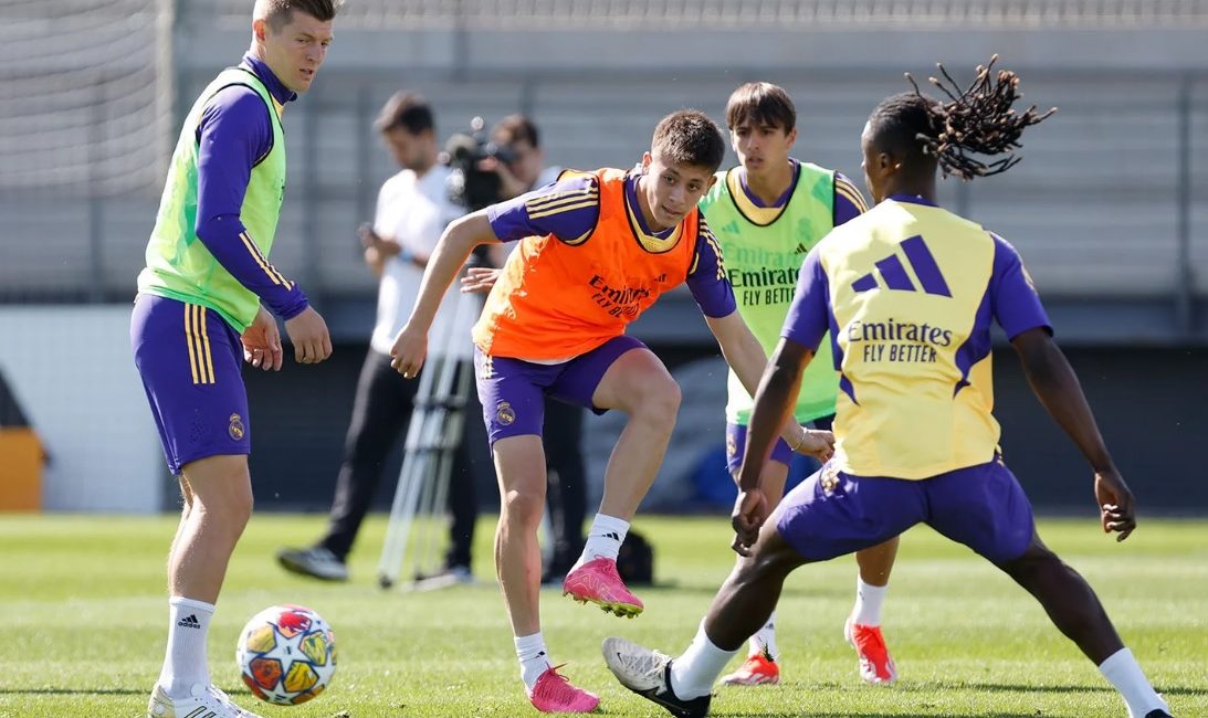 Taraftarlar, Ancelotti’ye tepkili Barcelona’ya gitseydi daha çok forma şansı bulabilirdi