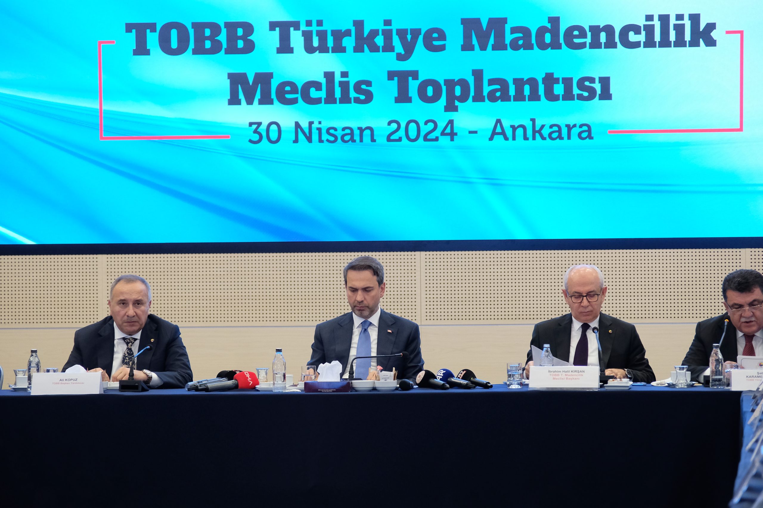 Enerji Bakanı Alparslan Bayraktar: "2022'de Madencilik Sektöründe Rekor Üretim"