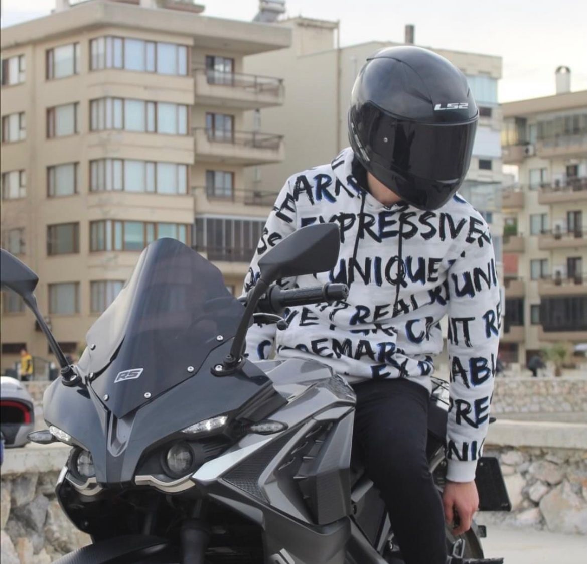 ekskavatore carpan motosikletin surucusu hayatini kaybetti 2 661d141121b1f