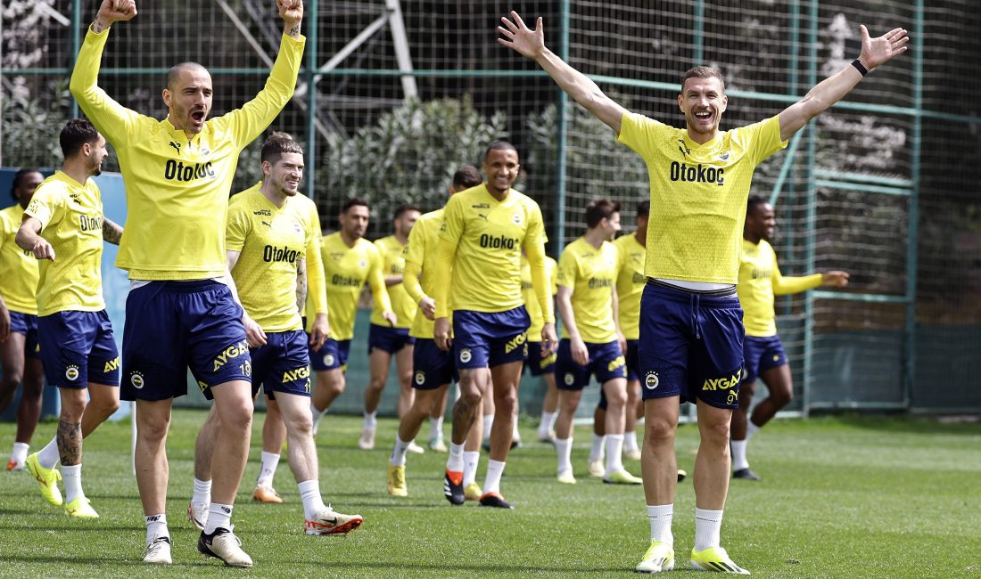 İSTANBUL, – Fenerbahçe, hazırlıklarına öğle saatlerinde Can Bartu Tesisleri’nde yaptığı