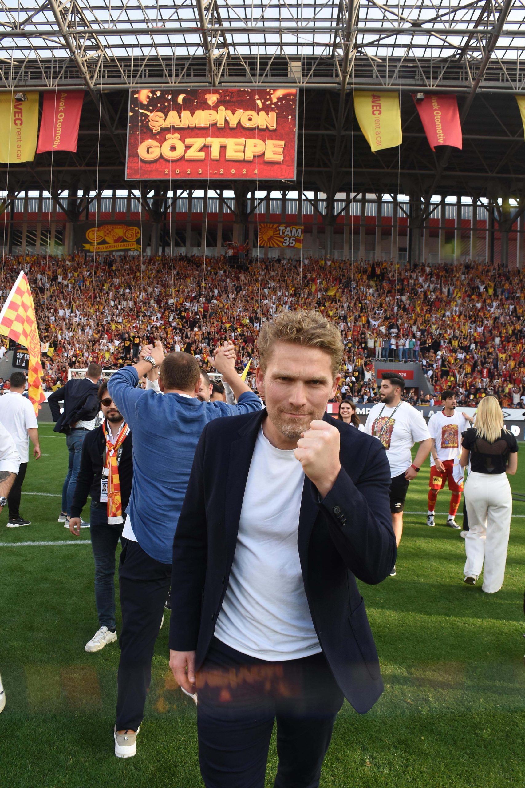 Göztepe'nin Danimarkalı Başkanı Rasmus Ankersen, Süper Lig'de kalıcı olacaklarını söyledi.