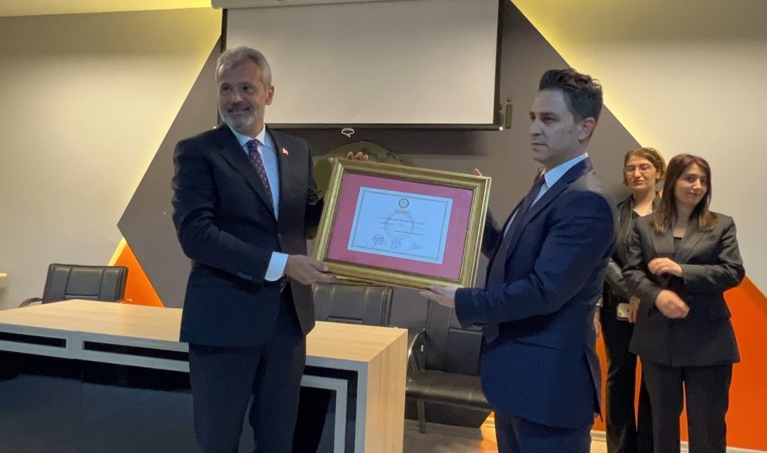 Nur ÇELİK/HATAY, – HATAY Büyükşehir Belediye Başkanı seçilen AK Parti’li