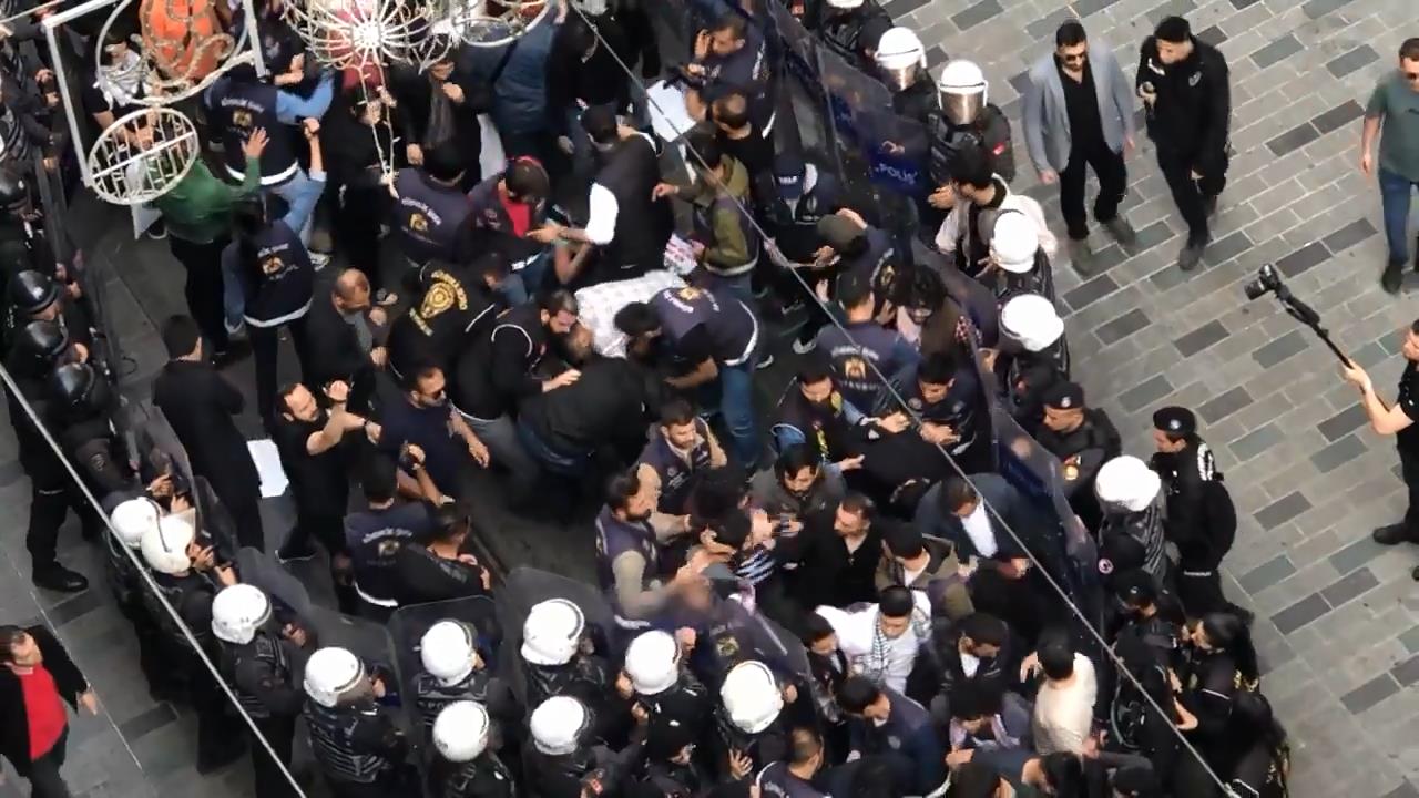 istanbul bakan yerlikayadan israil protestosuyla ilgili aciklama 2 emniyet gorevlisi aciga alindi 66119b8ba8b1a